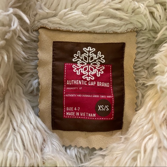 GAP Toddler Girls Faux Shearling Jacket size XS/S (4-7) - Picture 4 of 6